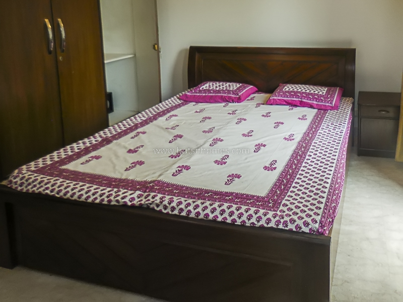 2 BHK Flat For Rent in Defence Colony