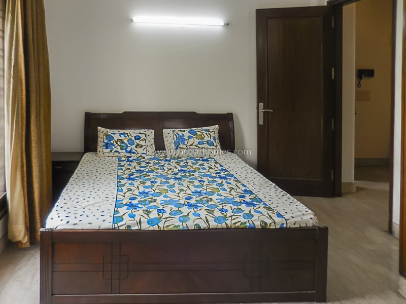 2 BHK Flat For Rent in Defence Colony