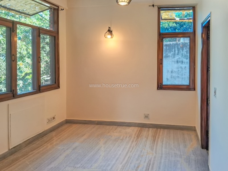 4 BHK Flat For Rent in Neeti Bagh
