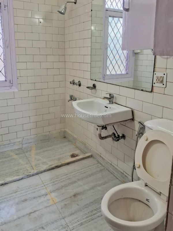 4 BHK Flat For Rent in Neeti Bagh