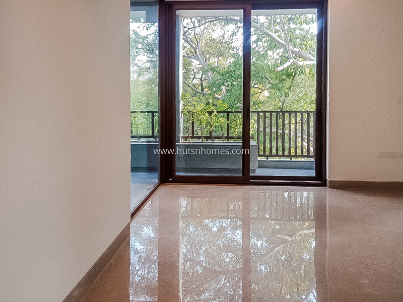 3 BHK Builder Floor For Rent in West End Colony