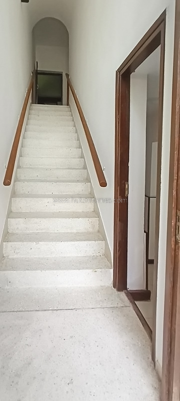 3 BHK Duplex For Sale in Amrita Shergill Marg