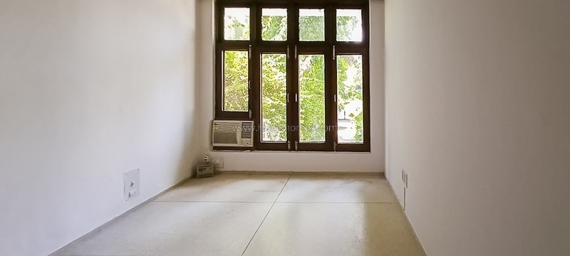 3 BHK Duplex For Sale in Amrita Shergill Marg