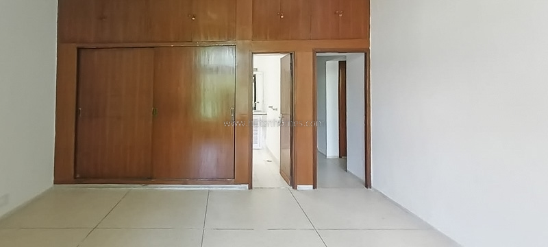 3 BHK Duplex For Sale in Amrita Shergill Marg