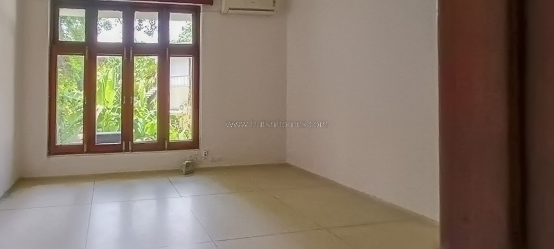 3 BHK Duplex For Sale in Amrita Shergill Marg