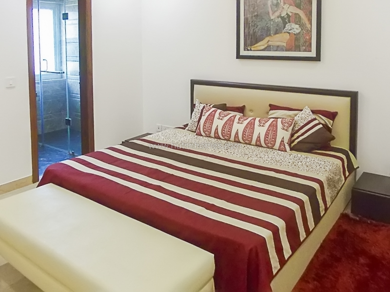 3 BHK Flat For Rent in Safdarjung Enclave