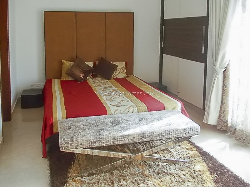 3 BHK Flat For Rent in Safdarjung Enclave