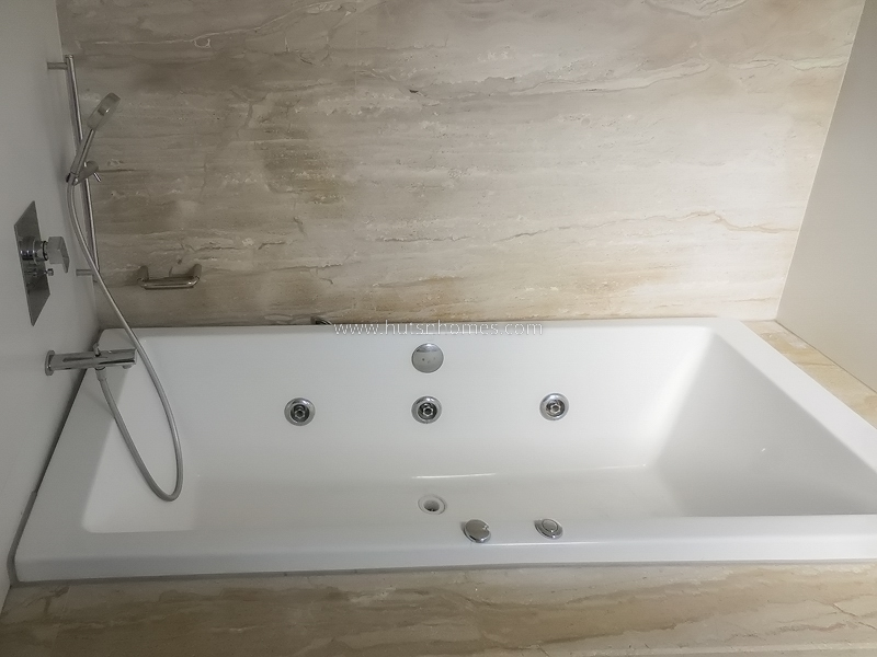 4 BHK Flat For Rent in Vasant Vihar