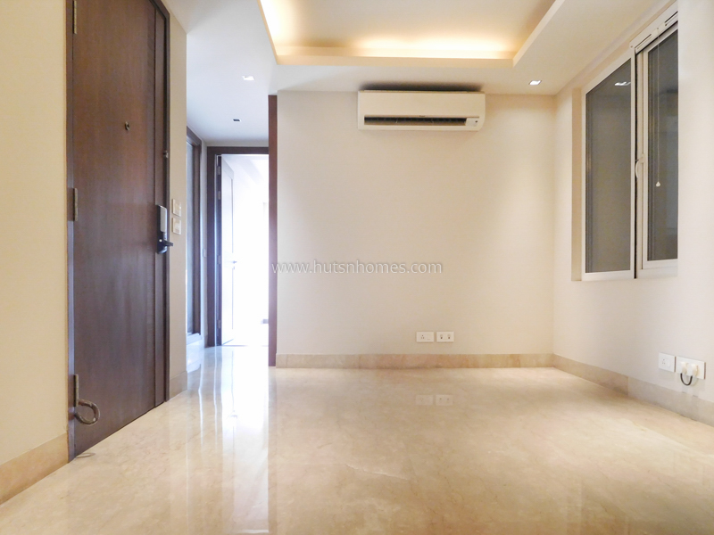 4 BHK Flat For Rent in Safdarjung Enclave