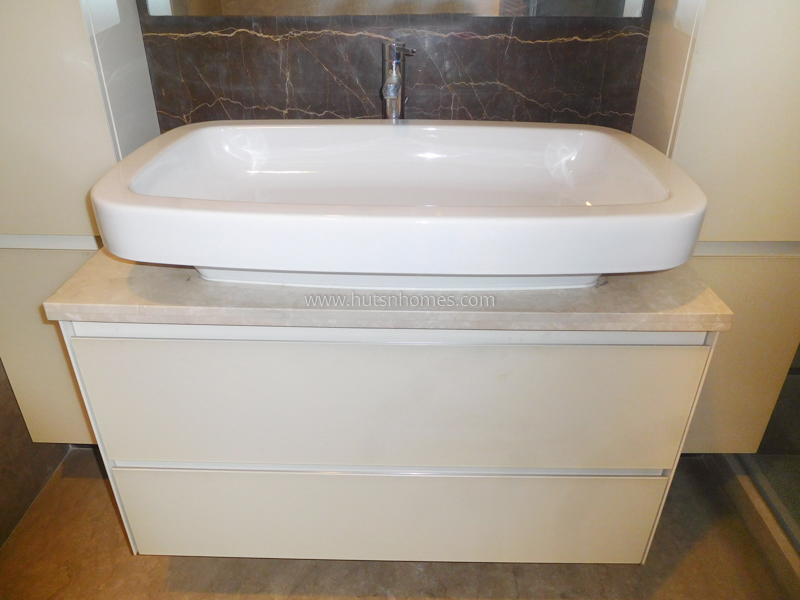 4 BHK Flat For Rent in Safdarjung Enclave