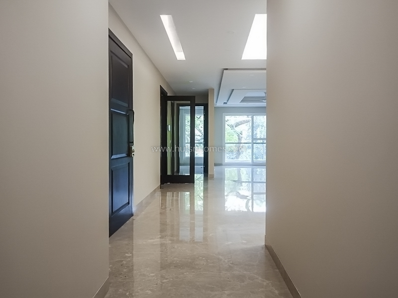 4 BHK Flat For Rent in Vasant Vihar