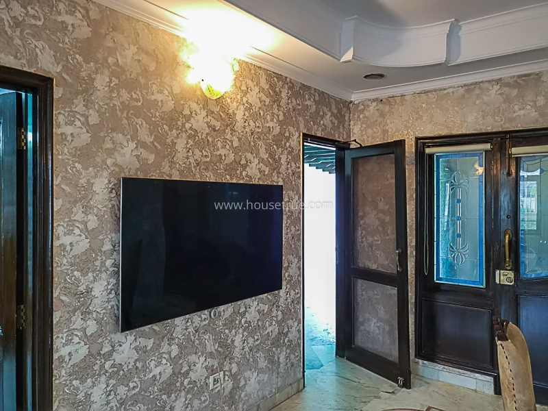 3 BHK Flat For Rent in Safdarjung Enclave