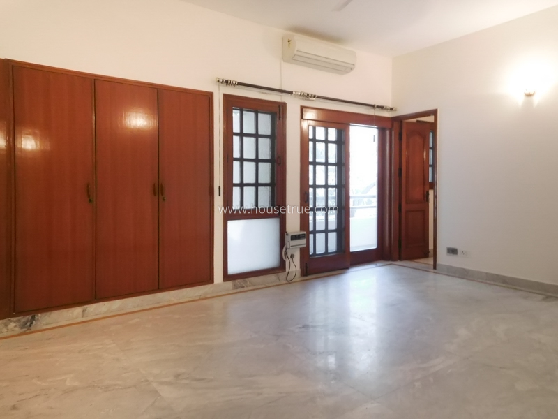 4 BHK Duplex For Rent in Anand Niketan