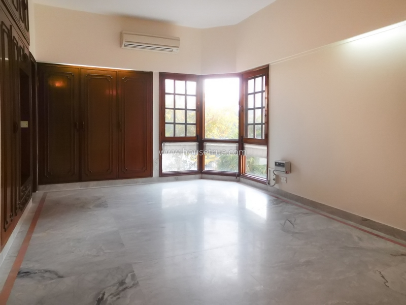 4 BHK Duplex For Rent in Anand Niketan
