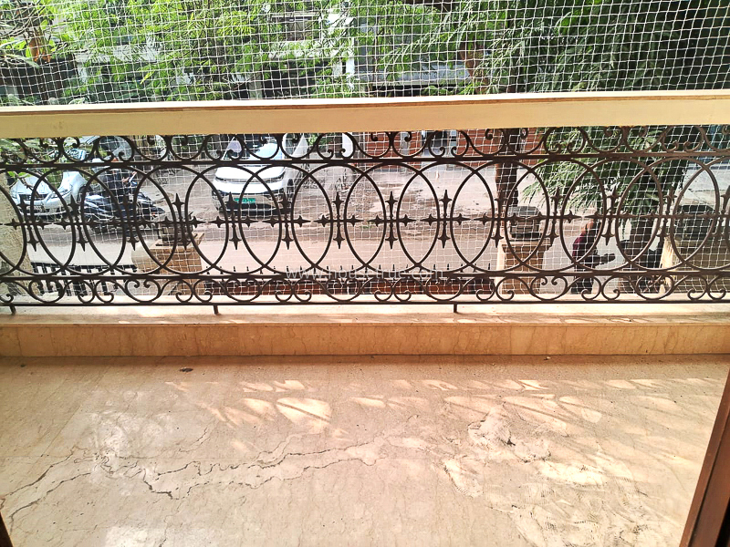 3 BHK Flat For Rent in Defence Colony