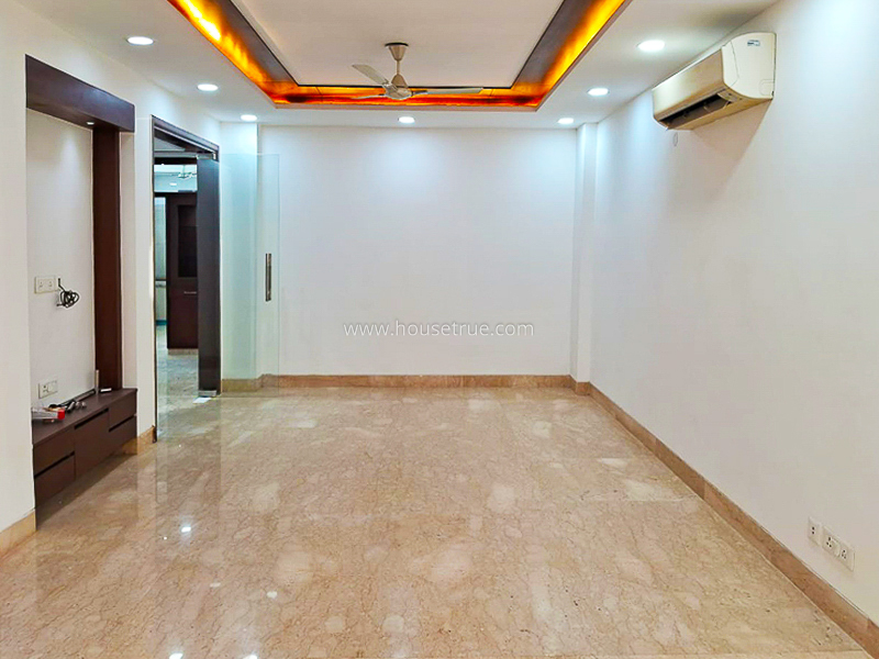 3 BHK Flat For Rent in Defence Colony