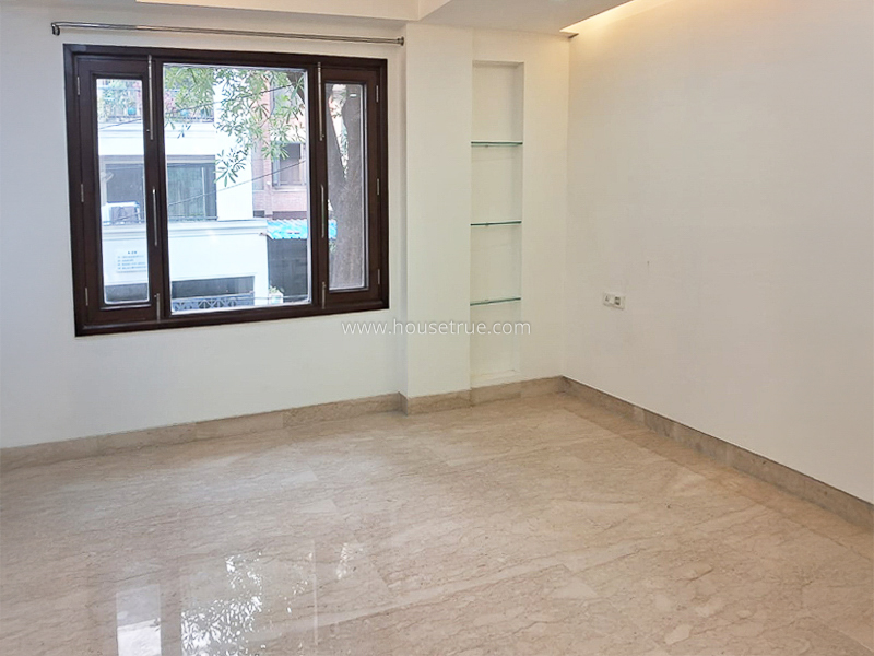 3 BHK Flat For Rent in Defence Colony