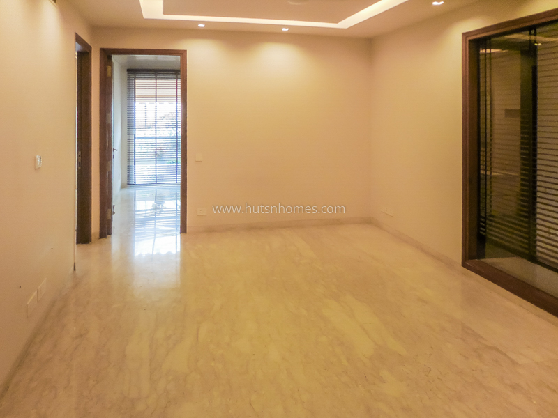 4 BHK Flat For Rent in Gulmohar Park
