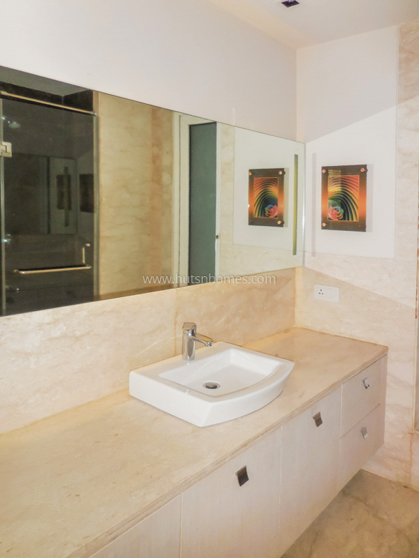4 BHK Flat For Rent in Gulmohar Park