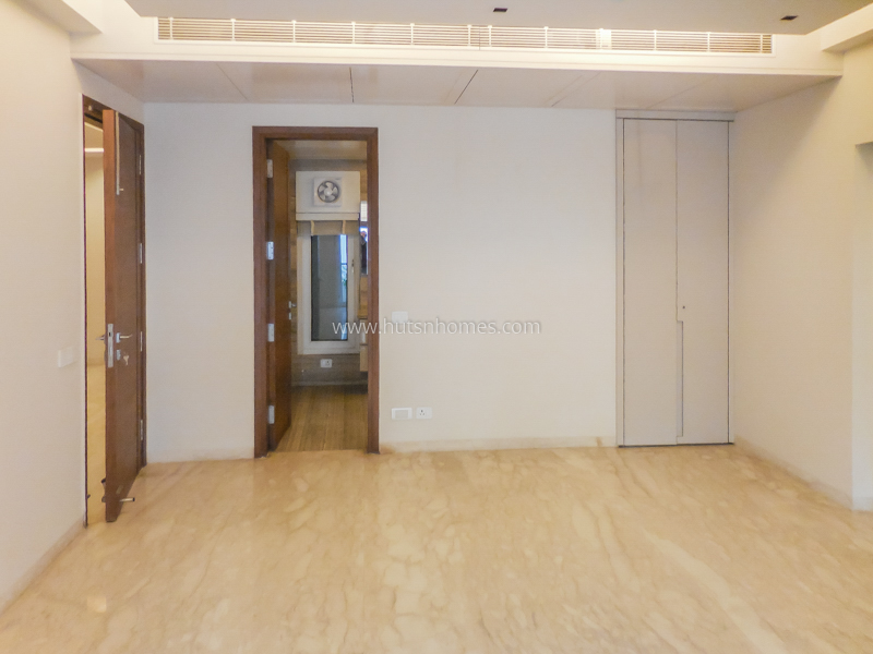4 BHK Flat For Rent in Gulmohar Park