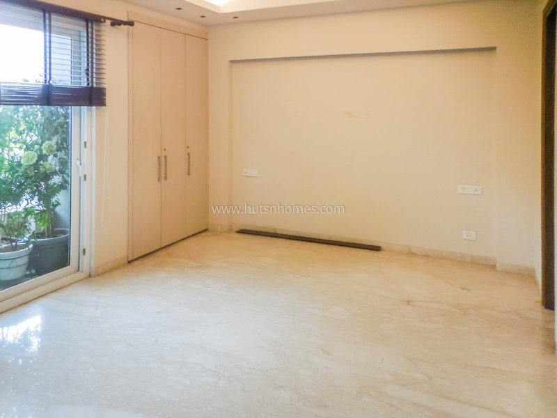 4 BHK Flat For Rent in Gulmohar Park