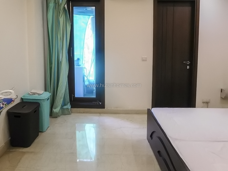 3 BHK Flat For Rent in New Friends Colony