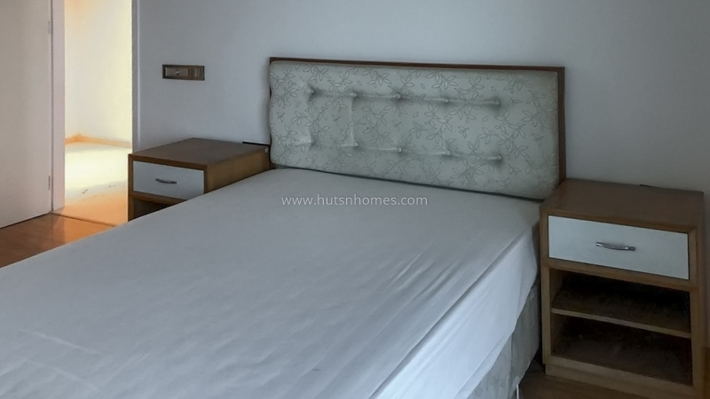 4 BHK Condo For Rent in Golf Course Road