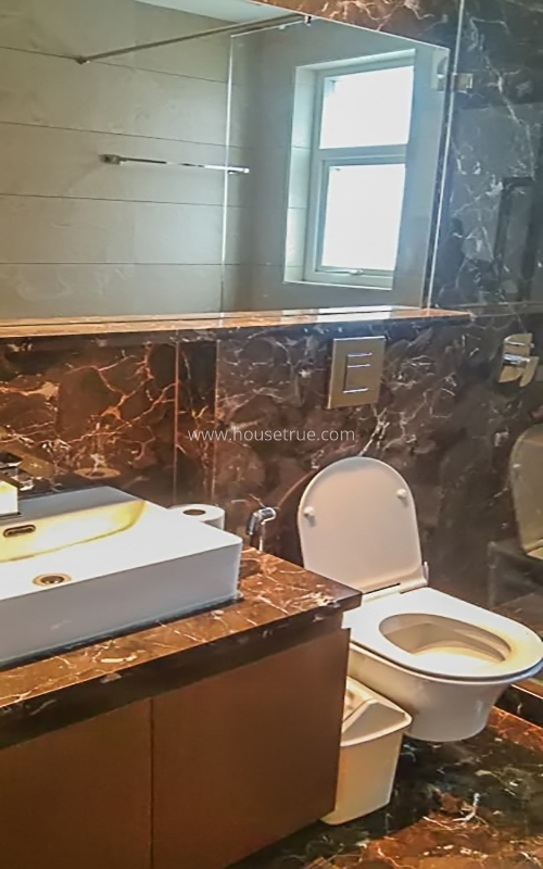 3 BHK Builder Floor For Rent in Defence Colony