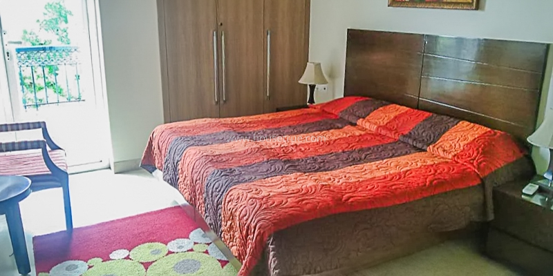 3 BHK Builder Floor For Rent in Defence Colony