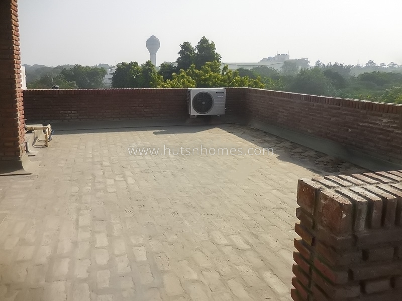3 BHK Builder Floor For Rent in Gulmohar Park