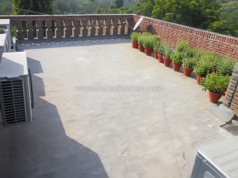 3 BHK Builder Floor For Rent in Gulmohar Park