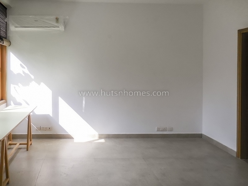 3 BHK Builder Floor For Rent in Gulmohar Park