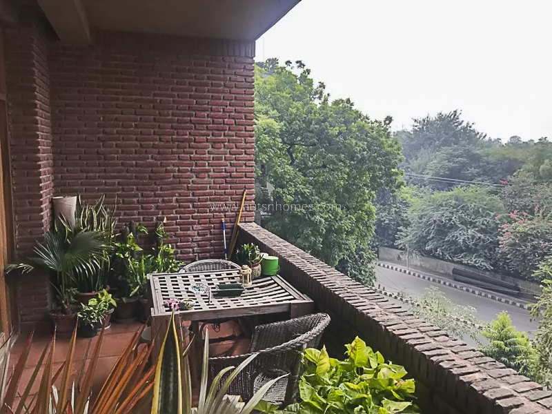 3 BHK Builder Floor For Rent in Gulmohar Park