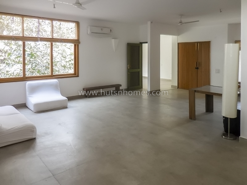 3 BHK Builder Floor For Rent in Gulmohar Park