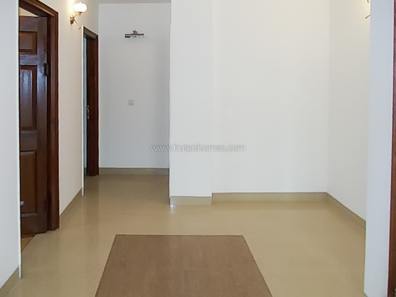 3 BHK Flat For Rent in Defence Colony