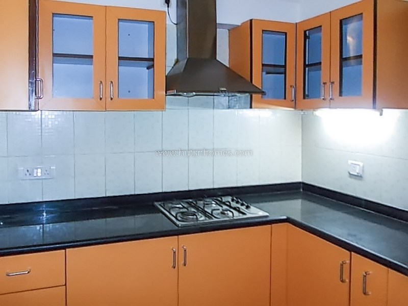 3 BHK Flat For Rent in Defence Colony