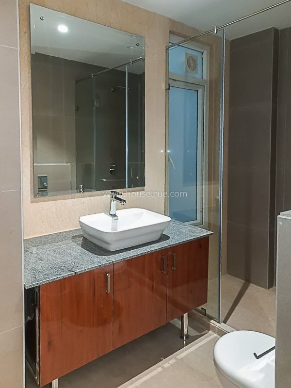 3 BHK Builder Floor For Rent in Defence Colony