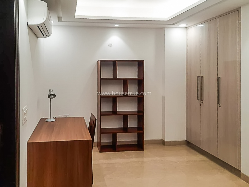 3 BHK Builder Floor For Rent in Defence Colony