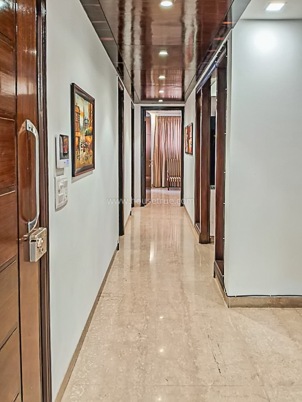 3 BHK Builder Floor For Rent in Defence Colony