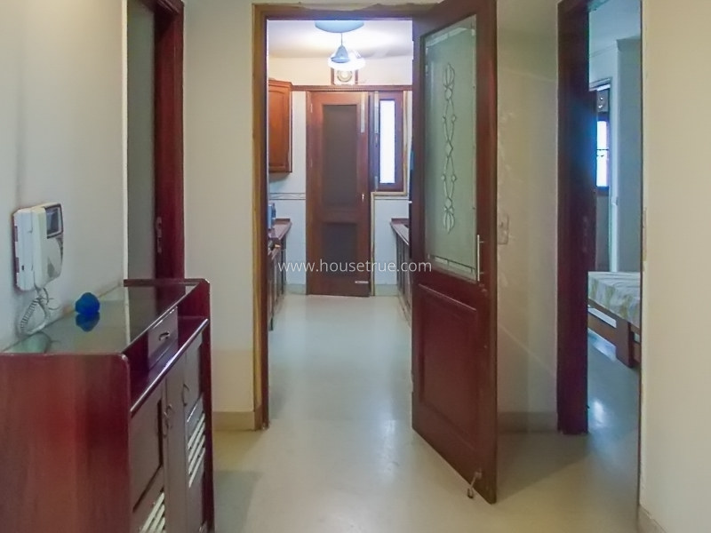 3 BHK Flat For Rent in Defence Colony
