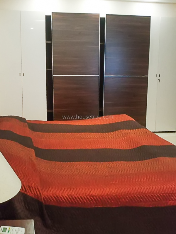 3 BHK Flat For Rent in Defence Colony