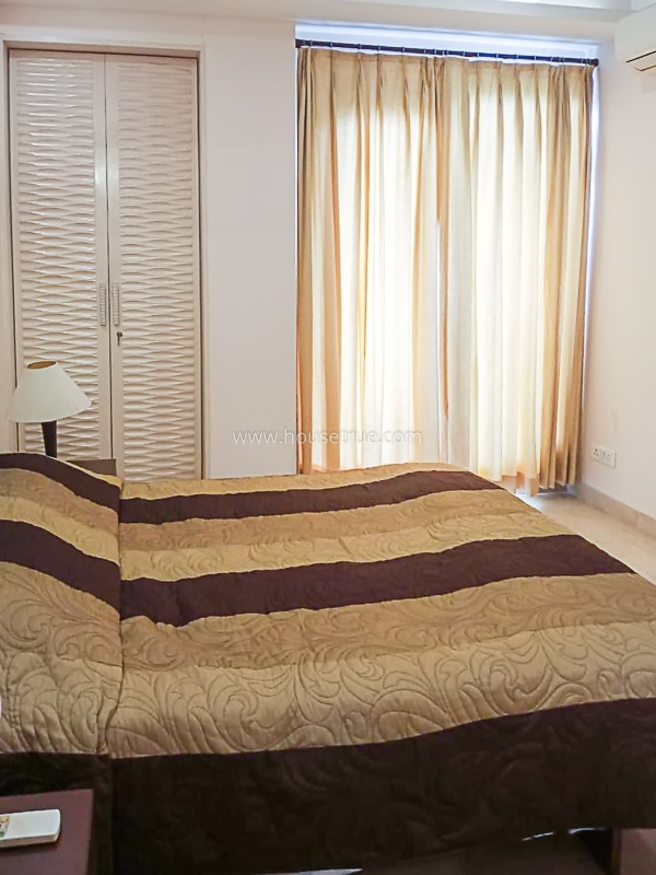 3 BHK Flat For Rent in Defence Colony