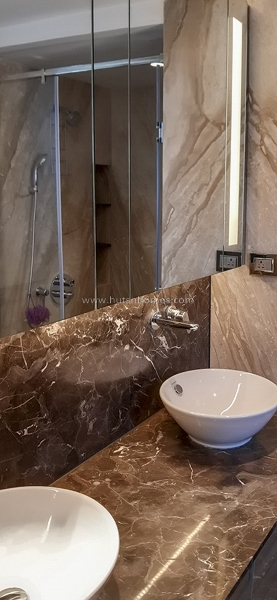 4 BHK Condo For Rent in Golf Course Road