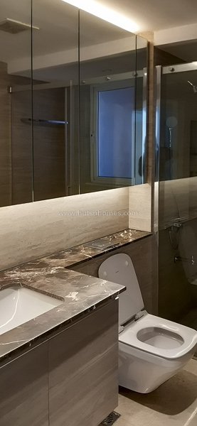 4 BHK Condo For Rent in Golf Course Road