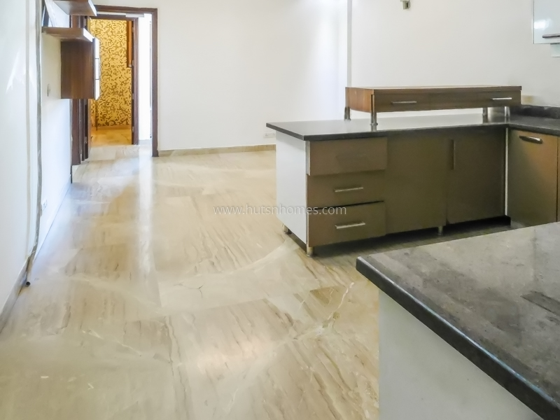 16 BHK Entire-Building For Rent in New Friends Colony