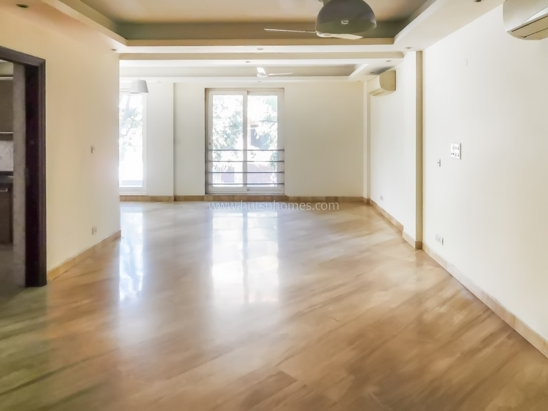 16 BHK Entire-Building For Rent in New Friends Colony