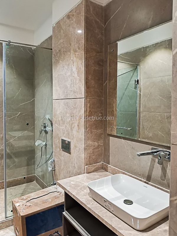 3 BHK Builder Floor For Rent in Defence Colony