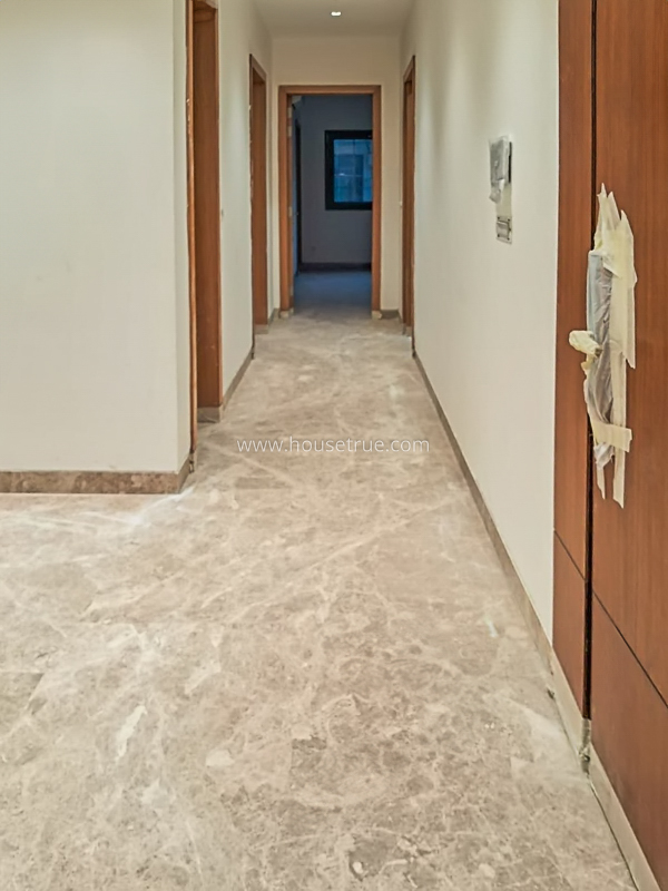 3 BHK Builder Floor For Rent in Defence Colony