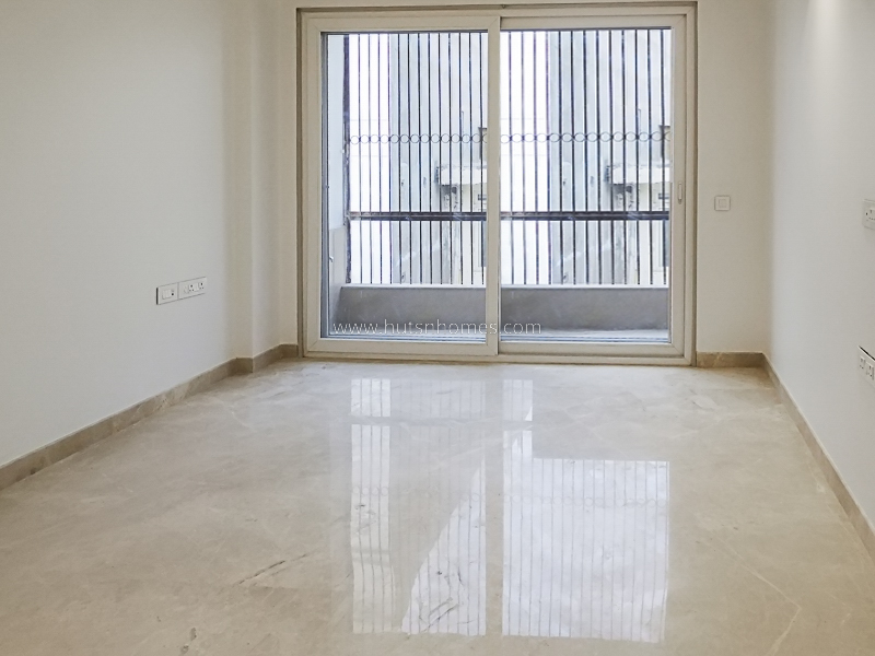 3 BHK Flat For Rent in Defence Colony