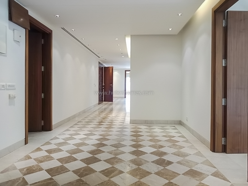 4 BHK Flat For Rent in Vasant Vihar